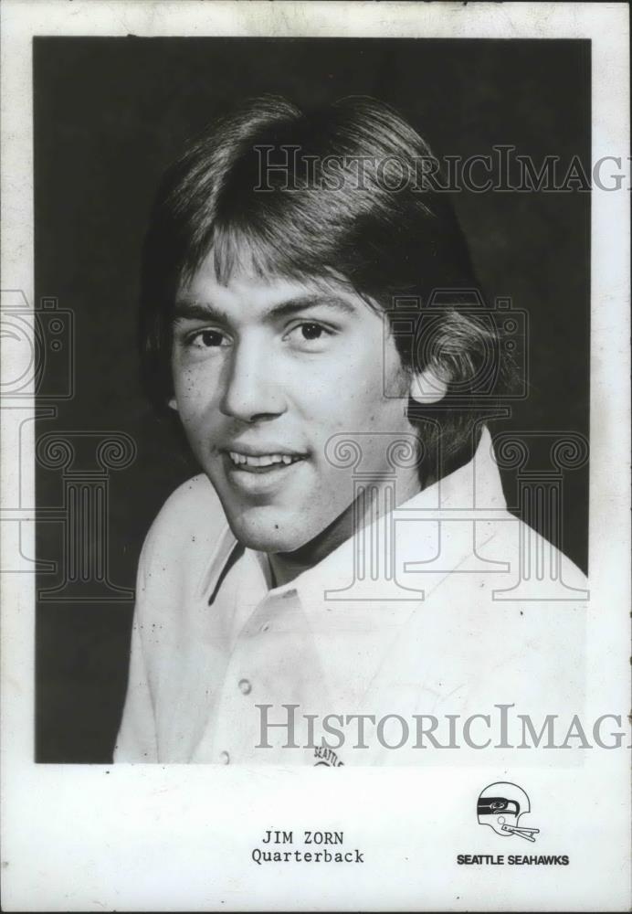 1976 Press Photo Seattle Seahawks football quarterback, Jim Zorn - sps04966 - Historic Images
