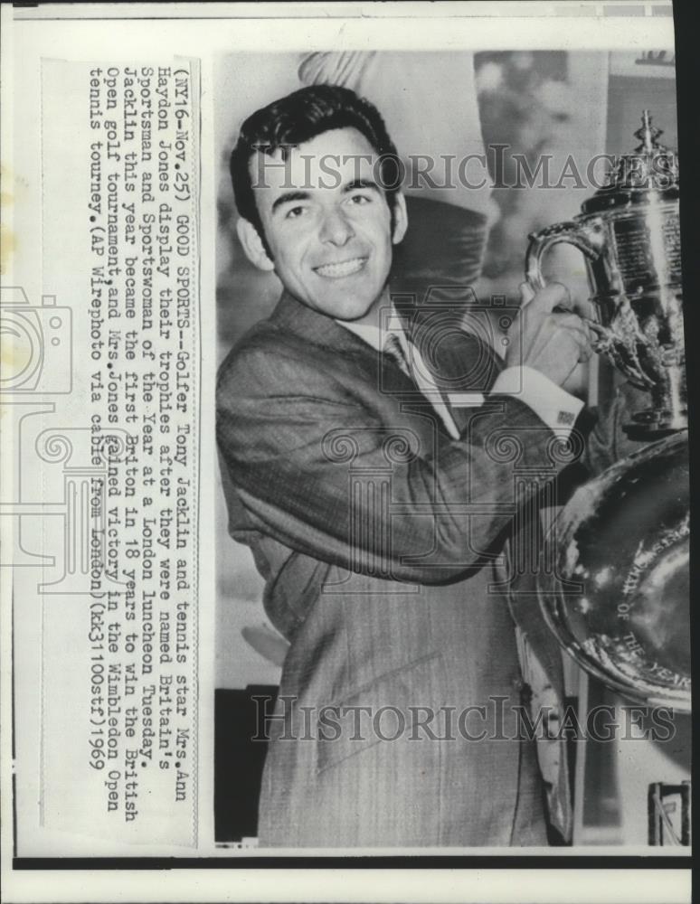 1969 Press Photo Golfer Tony Jacklin named Britian's Sportsman of the Year - Historic Images