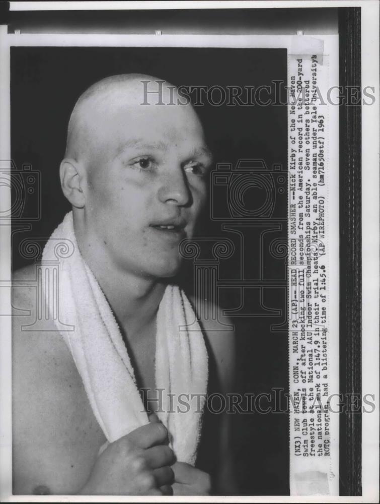 1963 Press Photo Nick Kirby of the New Haven Swim Club breaks record - sps05008 - Historic Images