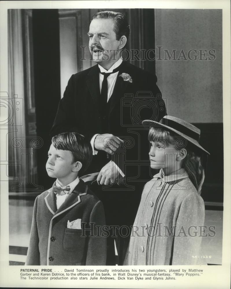 1964 Press Photo David Tomlinson, Matthew Garber & Karen Dotrice in Mary Poppins - Historic Images