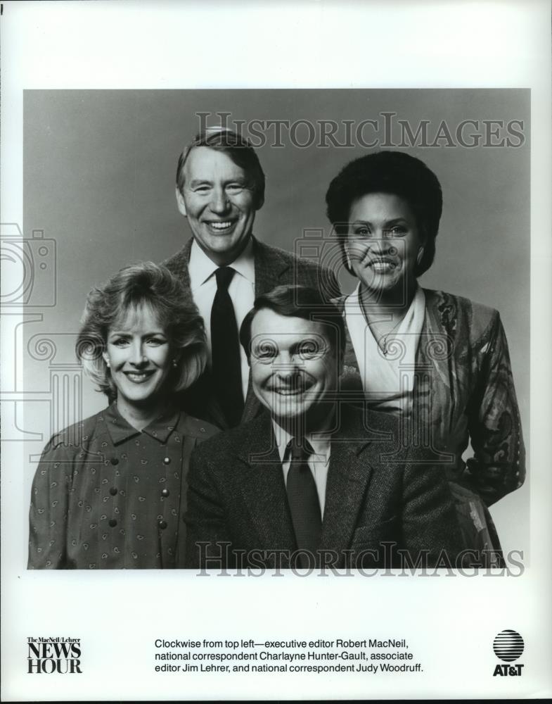 1987 Press Photo Robert MacNeil and Jim Lehrer on MacNeil/Lehrer NewsHour. - Historic Images