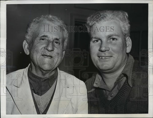 1941 Press Photo New York James Morgan,Norris Chadbourne Survive "Sagadahoc" NYC - Historic Images
