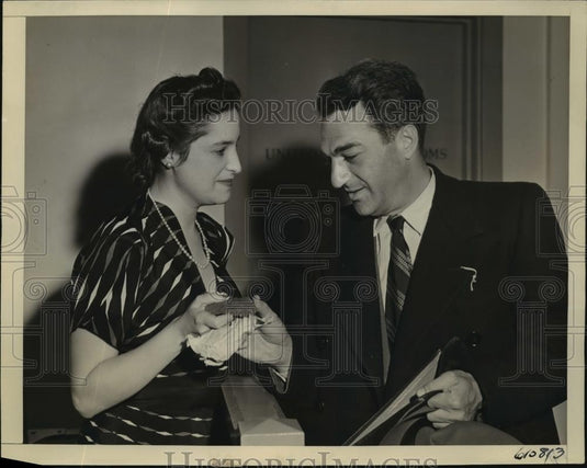 1941 Press Photo New York NY Post publisher George Backer & wife NYC - Historic Images