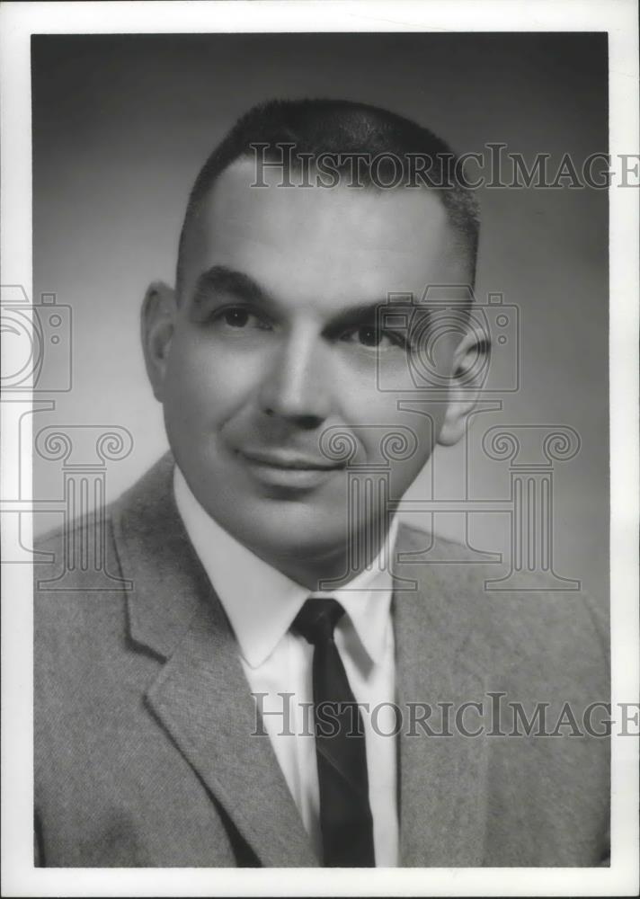 1966 Press Photo Football Coach Ed Fallon - sps05188 - Historic Images