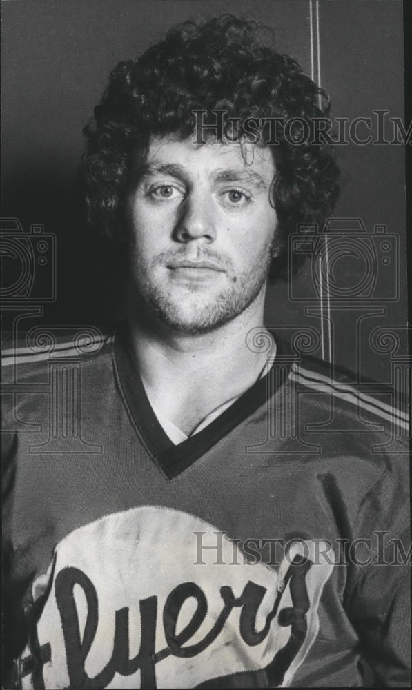 1979 Press Photo Hockey PLayer Kirk Fuffe - sps05200 - Historic Images