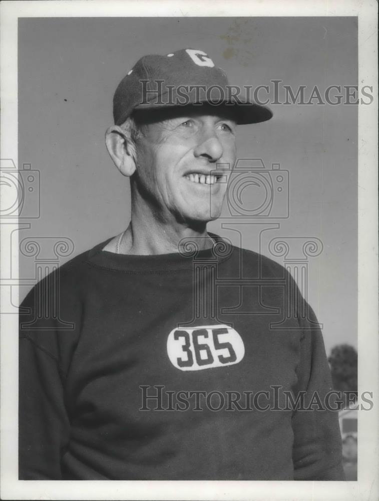 1963 Press Photo Gonzaga Prep football coach, Bill Frazier - sps05256 - Historic Images