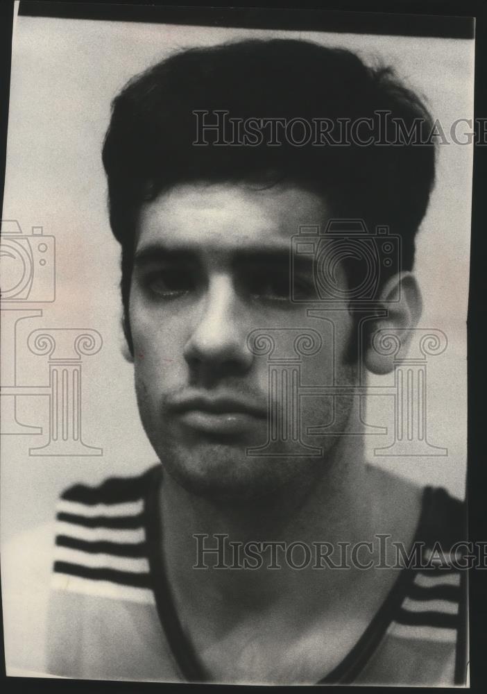 1970 Press Photo Basketball player, Dave Herron - sps05359 - Historic Images