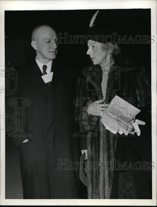 1941 Press Photo New York Ogden Reid Arrives on War Clipper NYC - neny16626 - Historic Images