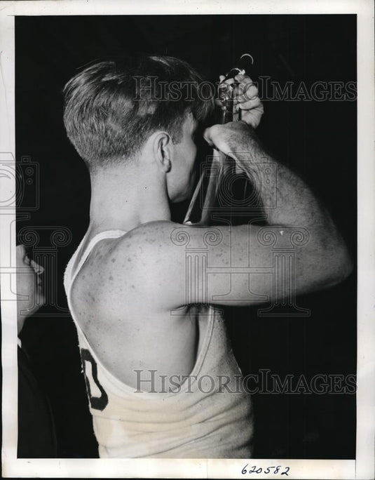 1941 Press Photo New York Firemen at Cicilian & National Defense Expo NYC - Historic Images