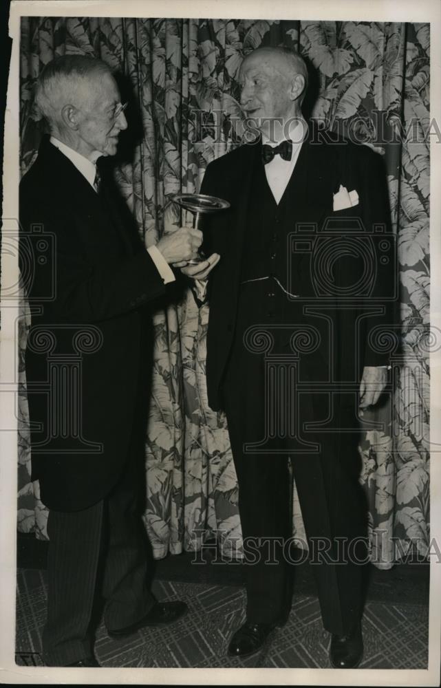 1940 Press Photo NEW YORK BLIZZARD VETERANS HOLD ANNUAL LUNCHEON NYC - neny17002 - Historic Images