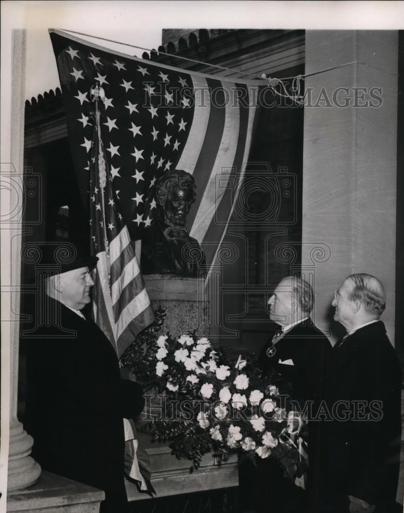 1940 Press Photo New York Bust of Abraham Lincoln in N.Y  Univ.Hall of Fame NYC - Historic Images