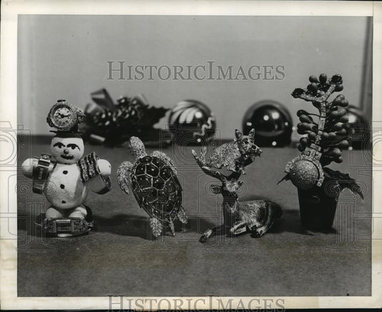 1940 Press Photo New York Christmas Jewelers designed by New York Jewelers - Historic Images