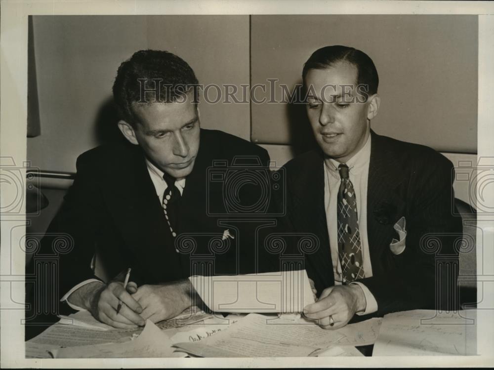 1940 Press Photo NEW YORK YOUTH COMMITTEE TO AID ALLIES FORMED NYC - neny17640 - Historic Images