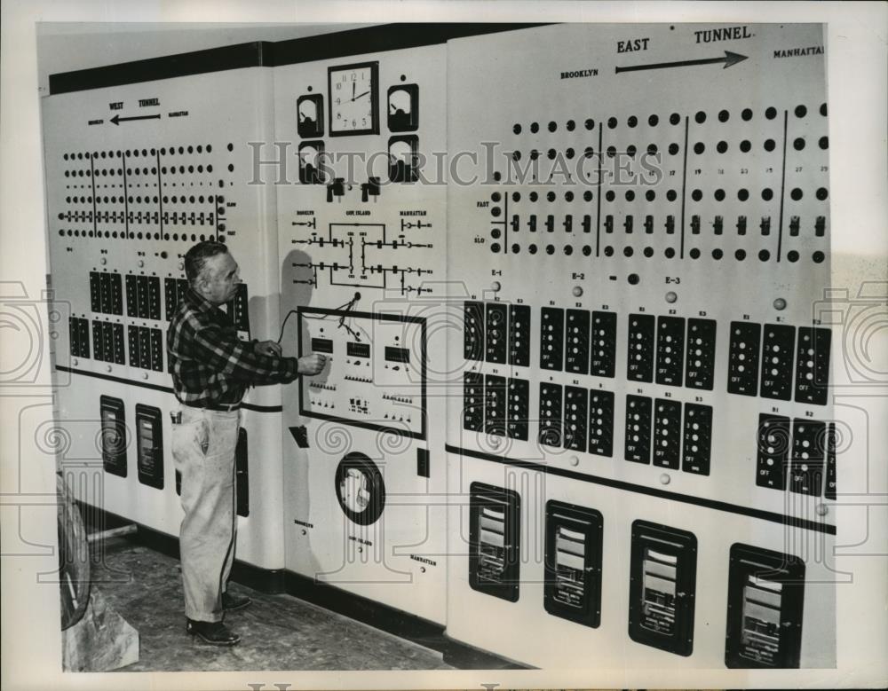 1949 Press Photo New York Brooklyn-Battery Tunnel Air Monitor NYC - neny17862 - Historic Images