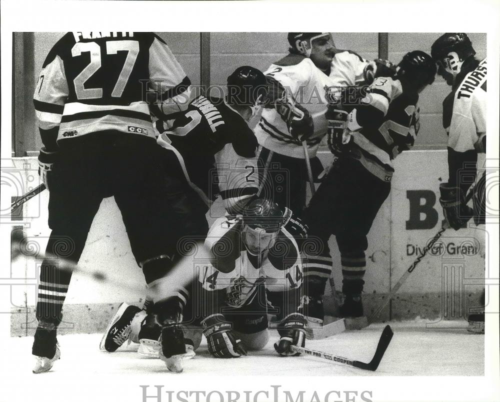 1991 Press Photo Chief Hockey players Ray Whitney and Brant Thurston - sps05902 - Historic Images