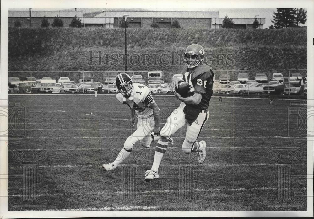 1978 Press Photo Football player, Curt Didier, about to make his 2nd touchdown - Historic Images