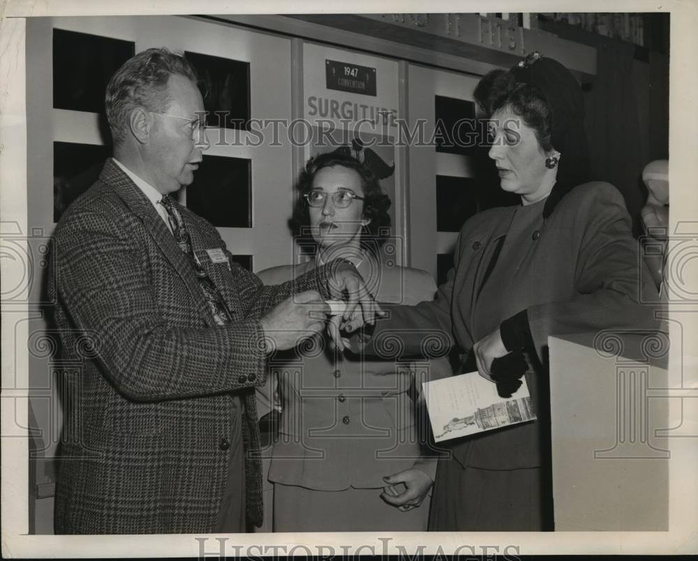 1947 Press Photo New York Nurses Convention at the Hotel Pennsylvania NYC - Historic Images