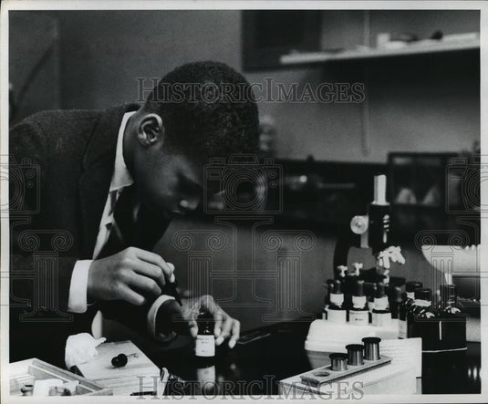 1969 Press Photo New York Jeffrey Hurtt, 11 year old Naturalist, Brooklyn NYC - Historic Images