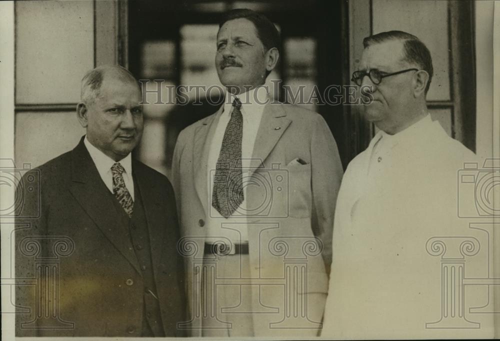 1929 Press Photo Col Patrick Hurley Arrives at Balboa for Canal Zone Inspection - Historic Images