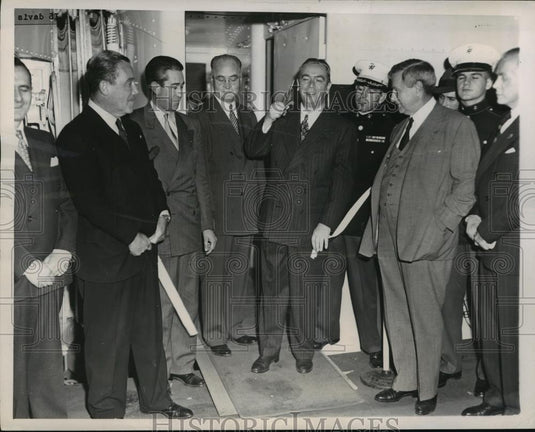 1947 Press Photo New York Mayor O'Dwyer Opens Freedom Train NYC - neny19134 - Historic Images
