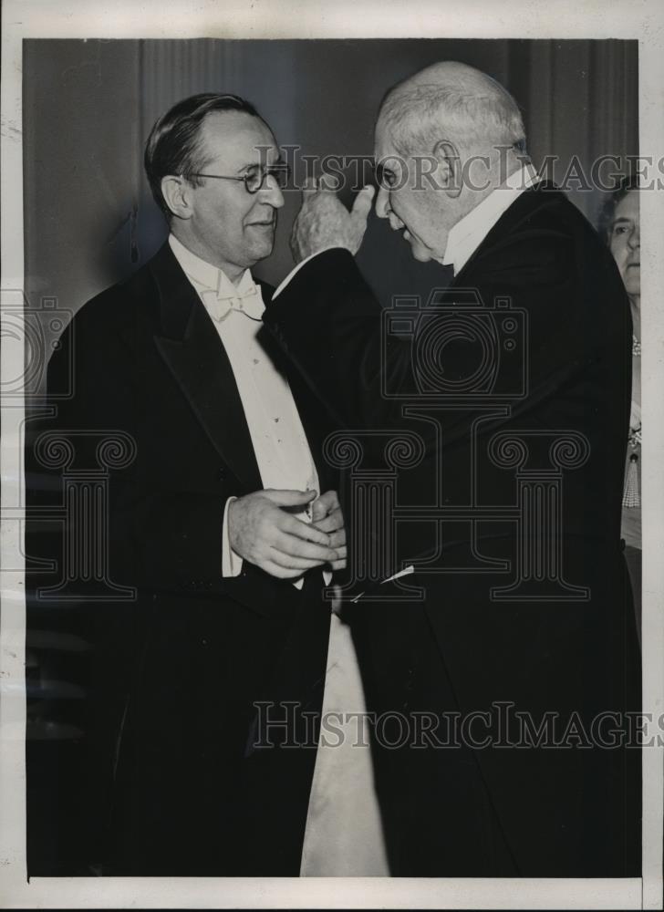 1940 Press Photo NEW YORK MORGAN &amp; LOTHIAN MEET AT ENGLISH SPEAKING DINNER NYC - Historic Images