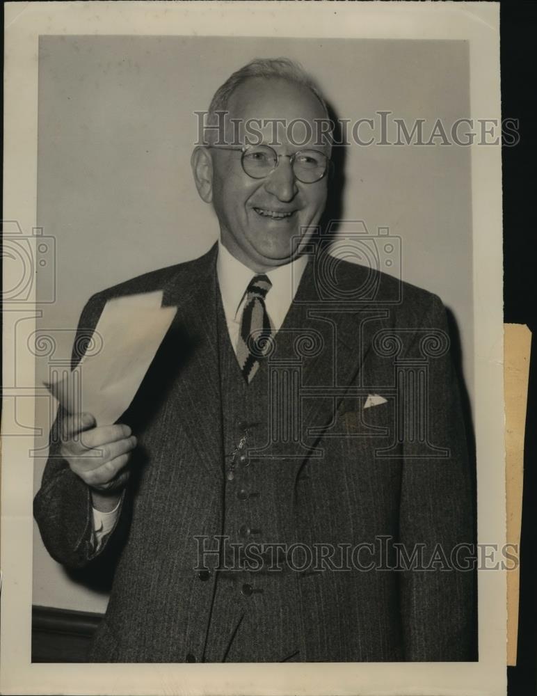 1948 Press Photo NEW YORK PUTS BITE ON RED ATTORNEYS NYC - neny19789 - Historic Images
