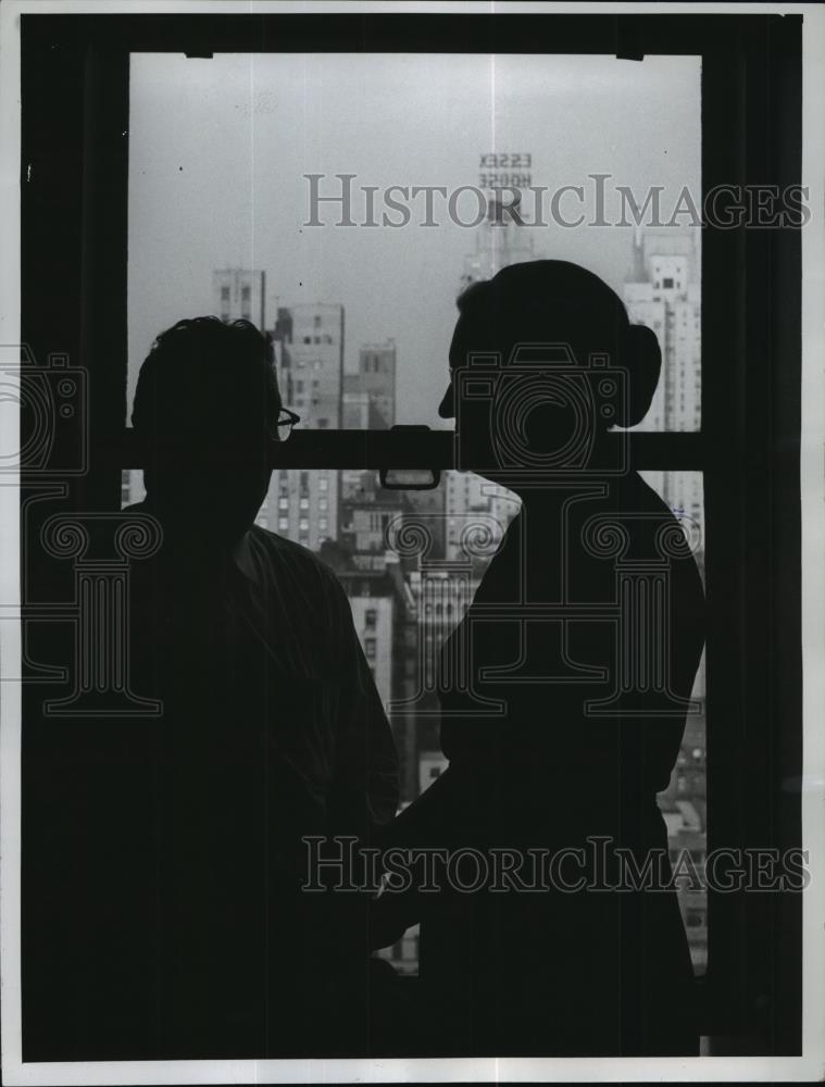 1960 Press Photo New York Mr and Mrs. Olive Power parents of imprisoned Pilot - Historic Images