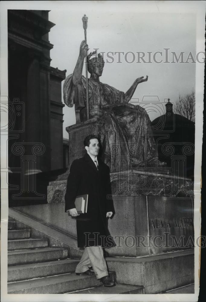 1950 Press Photo New York Gene Manfrini Blind Student of Columbia University NYC - Historic Images