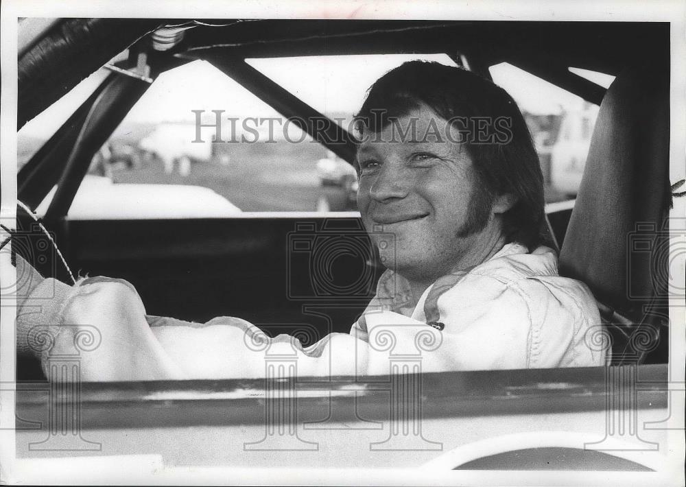 1973 Press Photo Auto racing&#39;s veteran stock car driver Bruce Garber - sps05946 - Historic Images