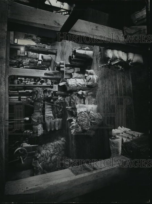 1978 Press Photo First Floor Storage of Cedarburg Supply Company in Wisconsin - Historic Images