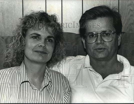 1980 Press Photo Mr. & Mrs. Lesniewski escaped from Kuwait & moved to California - Historic Images