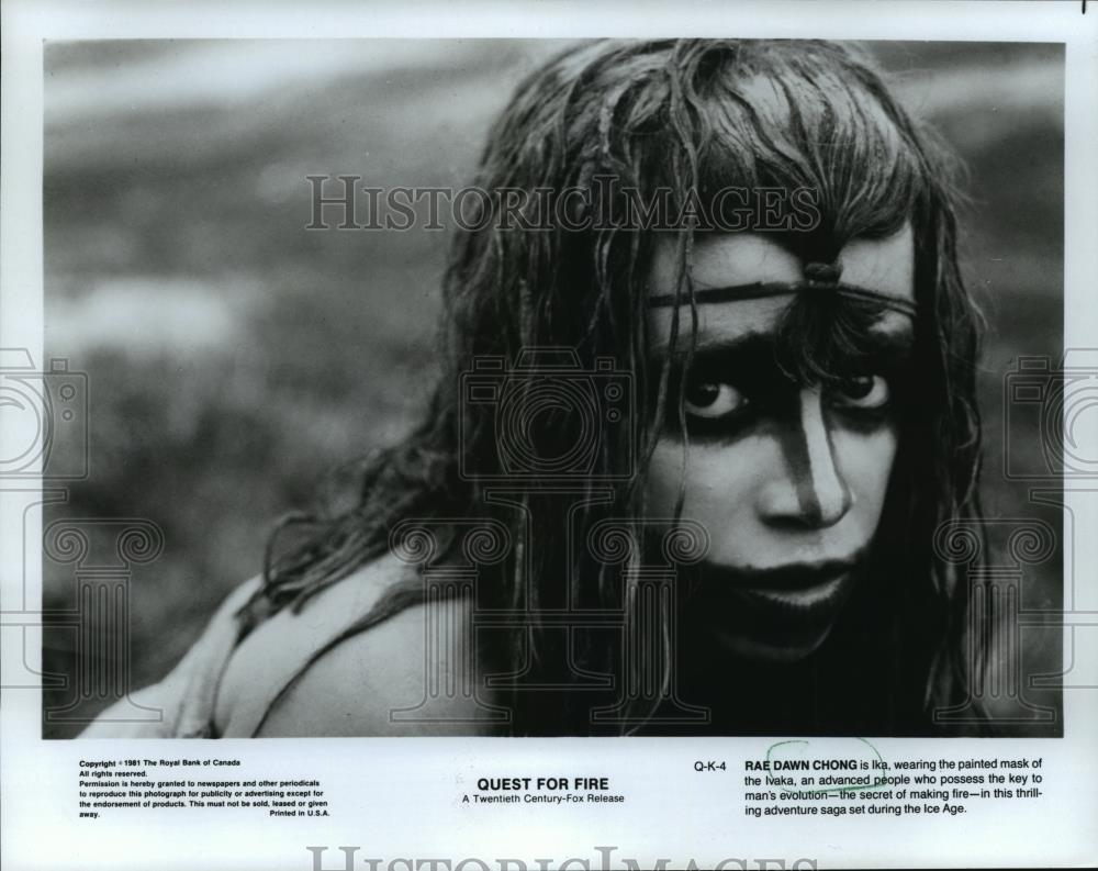 1982 Press Photo Rae Dawn Chong is Ika, wearing the mask of the Ivaka - Historic Images