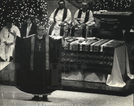 1989 Press Photo Mil.-Mass of thanksgiving at Congregation of the Great Spirit - Historic Images