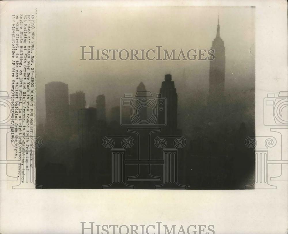 1966 Press Photo Blanket of polluted Air over New York viewed toward South - Historic Images