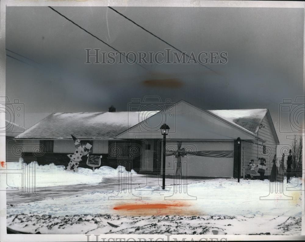 1959 Press Photo Press Christmas House, Richmond Heights - neo08332 - Historic Images