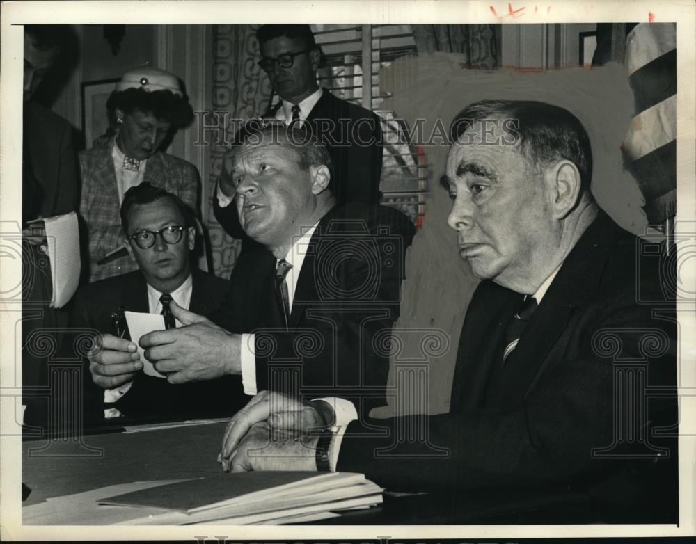 1957 Press Photo Joseph Martin, William Knowland in White House Press Conference - Historic Images