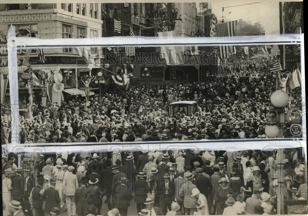 1925 Press Photo Crowd at Elks Convention Parade, Portland, Oregon - neo08391 - Historic Images