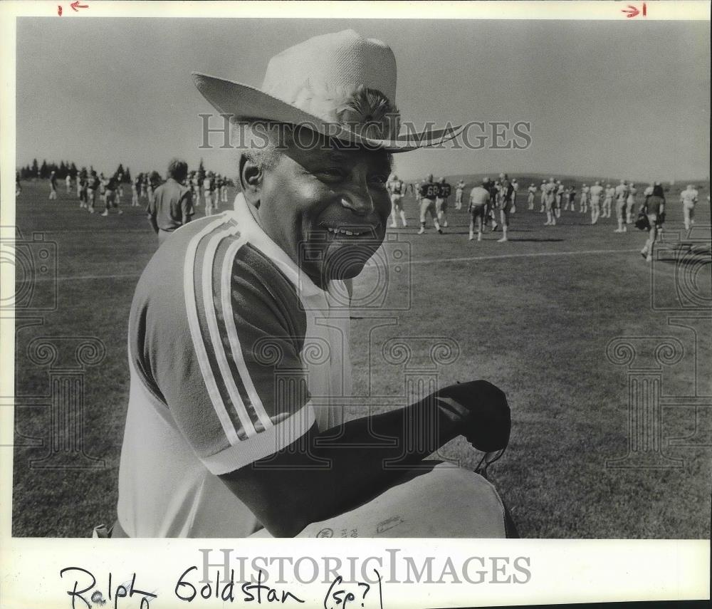 1984 Press Photo Football coach Ralph Goldstan - sps05926 - Historic Images