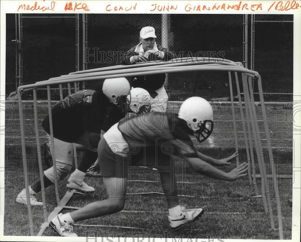 1991 Press Photo Medical Lake football players and Coach John Giannandrea - Historic Images