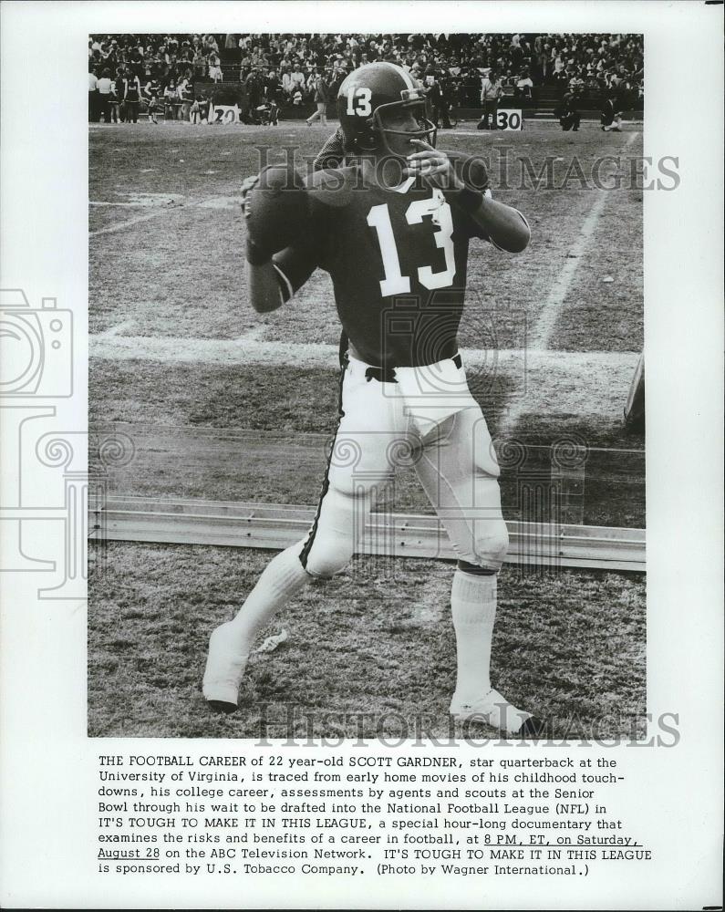 1976 Press Photo University of Virginia football star quarterback, Scott Gardner - Historic Images