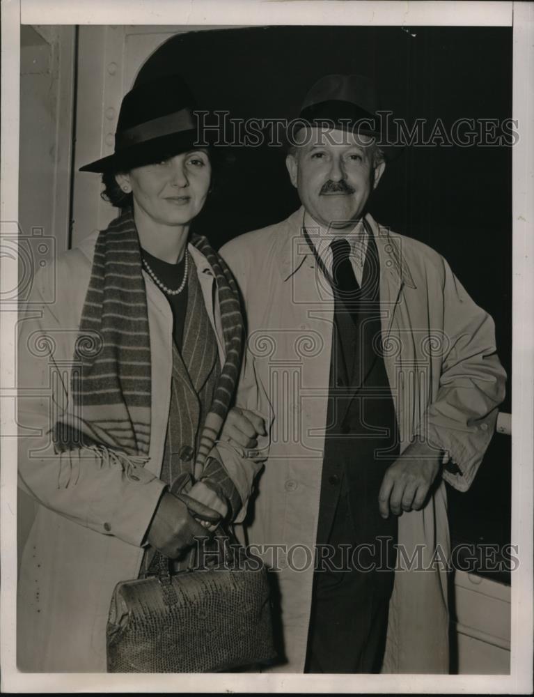 1940 Press Photo NEW YORK ARRIVALS ON THE AMERICAN EXPORT LINER &quot;EXETER&quot; NYC - Historic Images