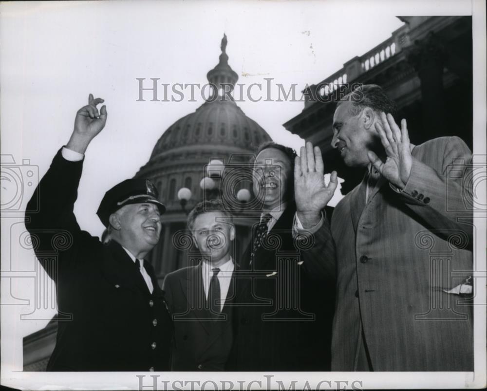 1956 Press Photo Group in Washington, D.C. - neo09500 - Historic Images