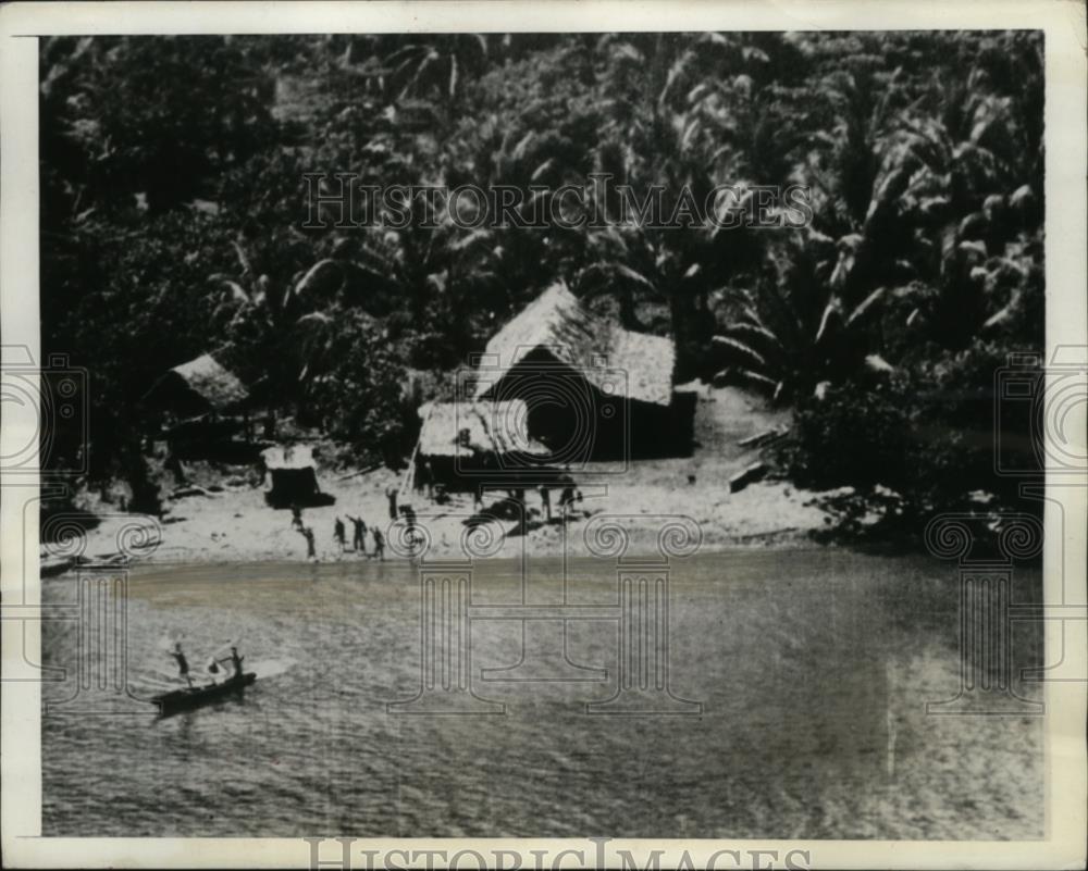 1943 Press Photo US Airmen Rescued from New Britain after Marooned - neo09643 - Historic Images