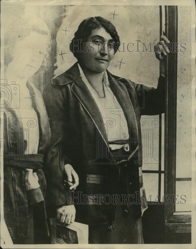 1921 Press Photo Virginia Esposito, stabbed by neighbor Mrs. Panico - neo10293 - Historic Images