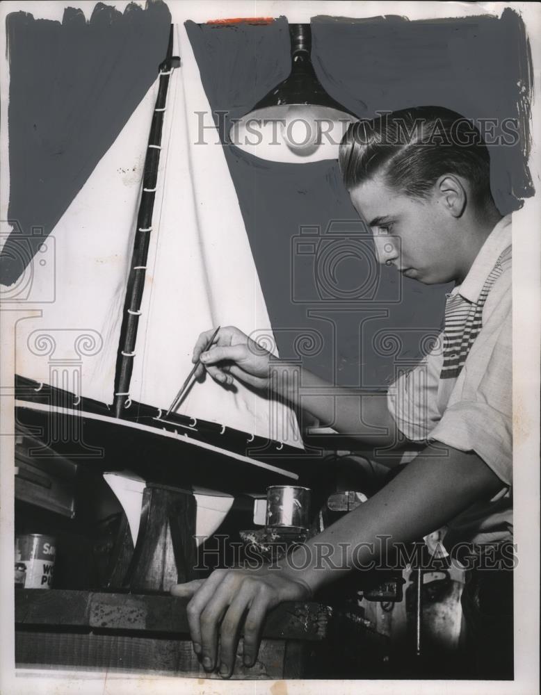 1955 Press Photo Dennis Stipka with Model Boat - neo14336 - Historic Images