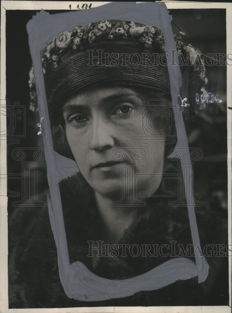 1924 Press Photo Mrs Evelyn Williams of San Francisco husband shot by son - Historic Images