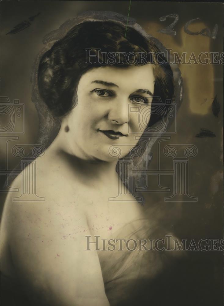 1922 Press Photo Marguerite Sullivan, Singer - neo15817 - Historic Images