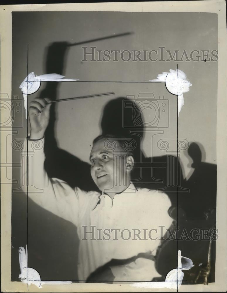 1929 Press Photo Conductor J Van Dyke Miller  - neo16813 - Historic Images