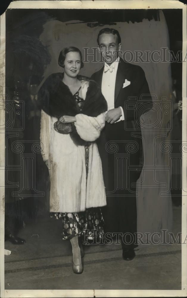 1929 Press Photo Mr. & Mrs. William Randolph Hearst Jr. at Metro Opera Opening - Historic Images