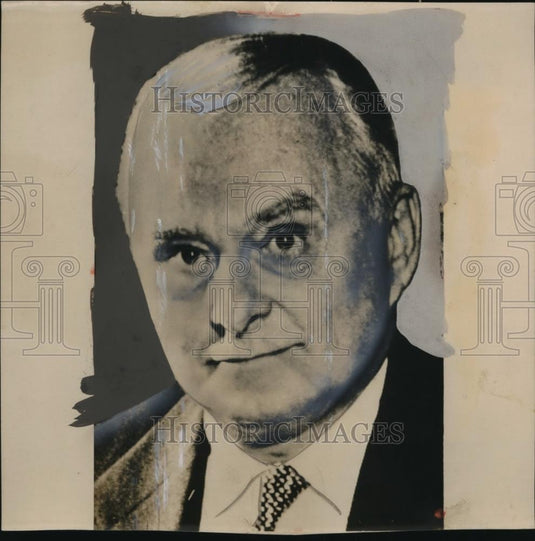 1953 Press Photo Alfred Morton chief of Voice of America in NY - neo17075 - Historic Images